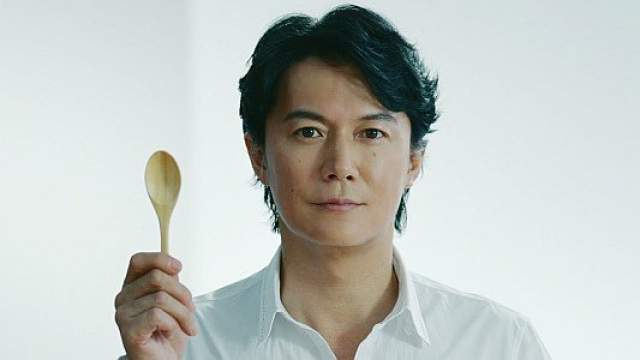 福山雅治 キューピーハーフ Cm チョップドサラダ篇 60秒版 スプーンで食べるサラダ チョップドサラダ 野菜 フルーツ 福山雅治 Cm Navi 福山雅治 キューピーハーフ Cm チョップドサラダ篇 60秒版 スプーンで食べるサラダ チョップドサラダ 野菜 フルーツ 福山雅治 Cm Navi